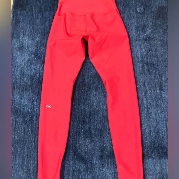 ALO Yoga Pants - Alo full length leggings, size Medium